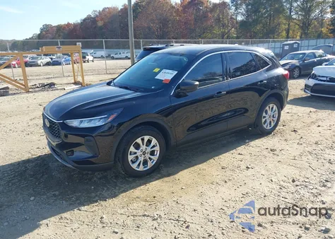 2023 Ford Escape Active z USA, uszkodzony, nr VIN 1FMCU0GN3PUB06251